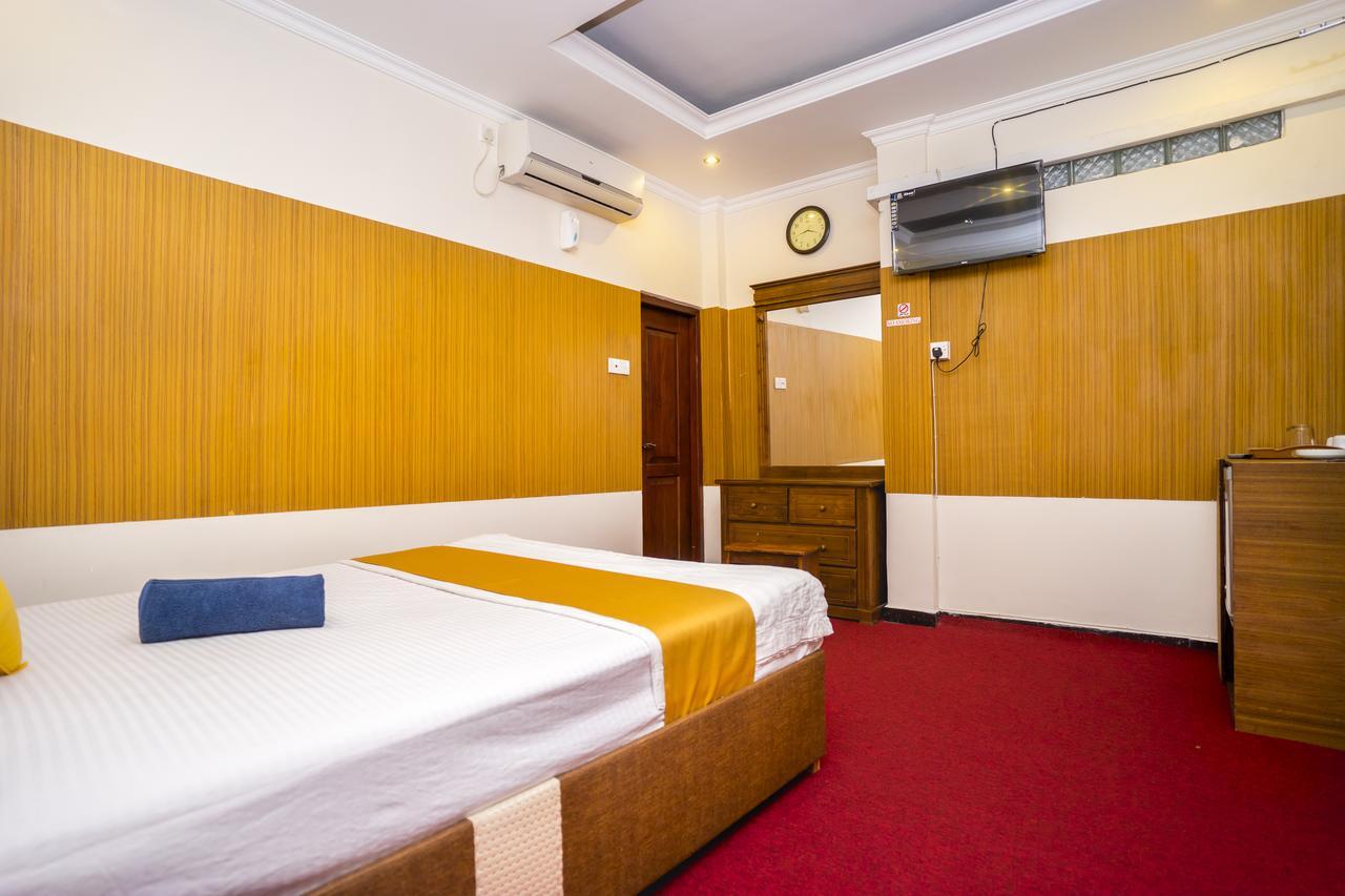 Отель Oyo 112 Al Manaal Residency Коломбо Экстерьер фото