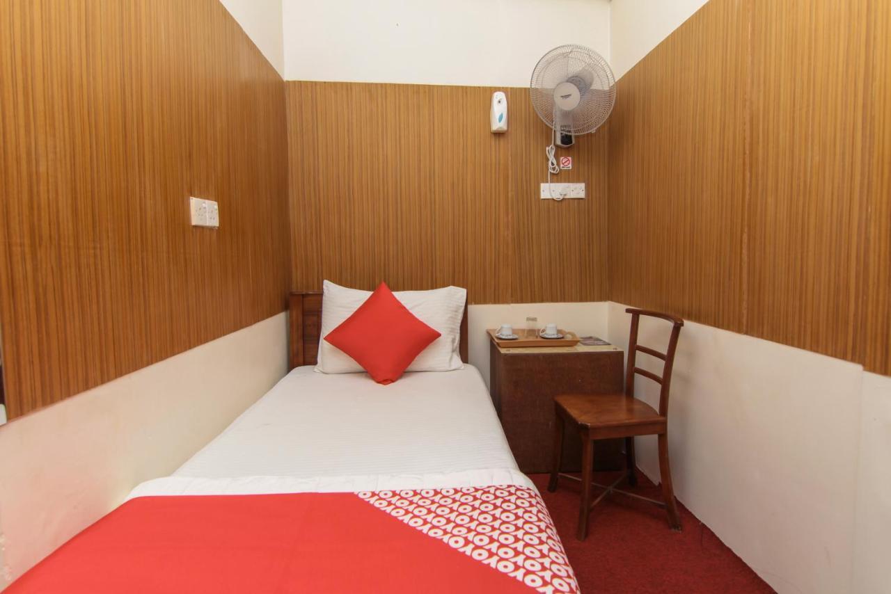 Отель Oyo 112 Al Manaal Residency Коломбо Экстерьер фото